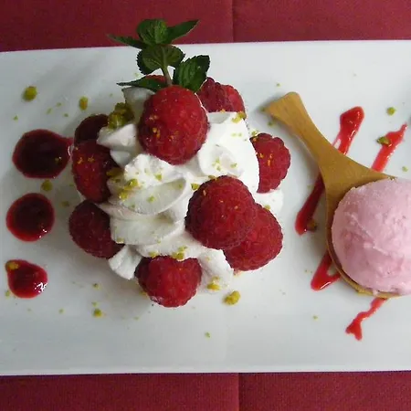 Hotel-restaurant Les Colonnades Saint-Fulgent