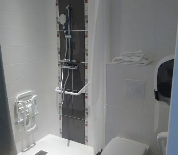 Hotel-restaurant Les Colonnades 2*