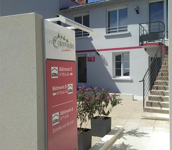 Hotel Hotel-restaurant Les Colonnades 2*