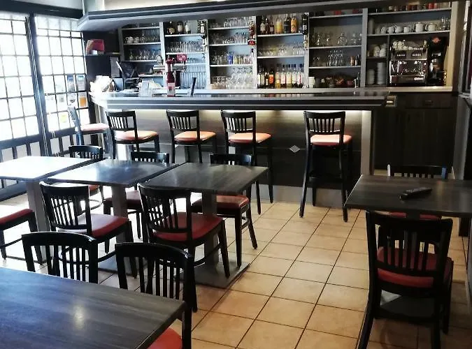 Hotel-restaurant Les Colonnades Hotel 2*